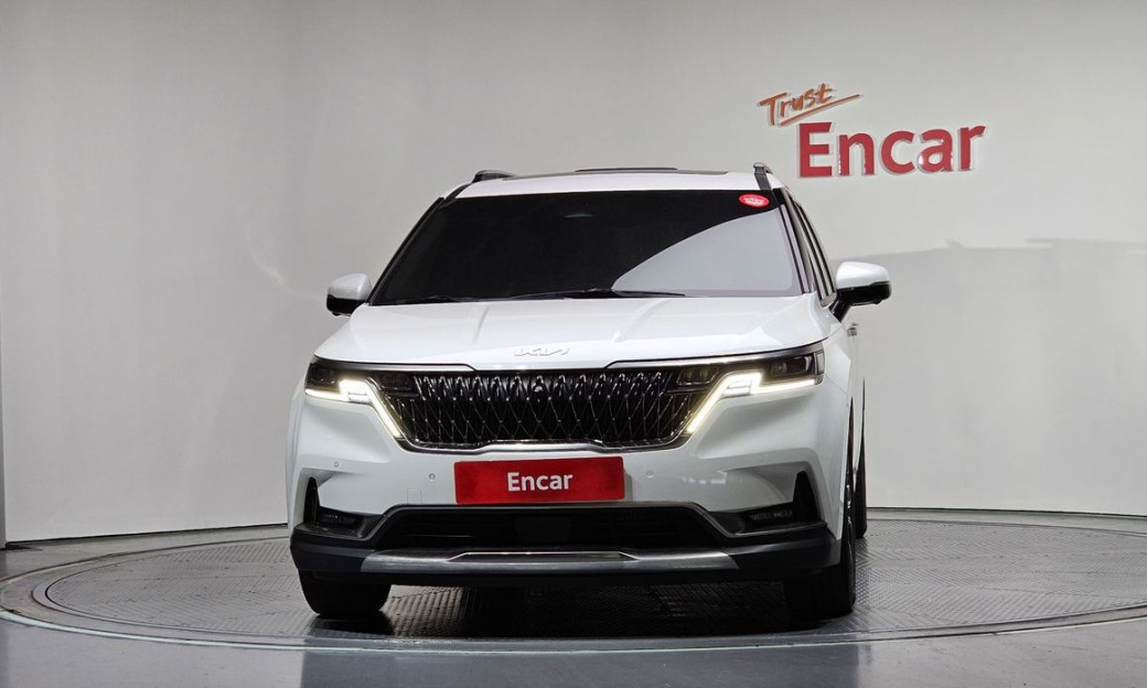 Kia Carnival 7-Seater Signature, 2023