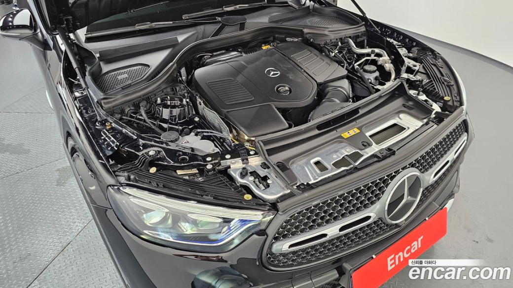 Mercedes-Benz GLC-Class GLC300 4MATIC AMG Line, 2024