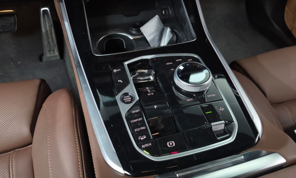 BMW X5 xDrive 40i M Sport, 2025