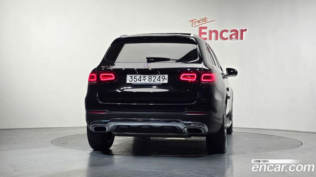 Mercedes-Benz GLC-Class GLC300 4MATIC Premium, 2021