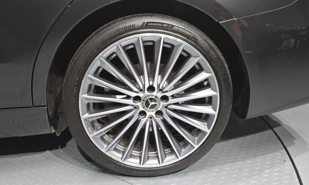 Mercedes-Benz C-Class C300 AMG Line, 2022
