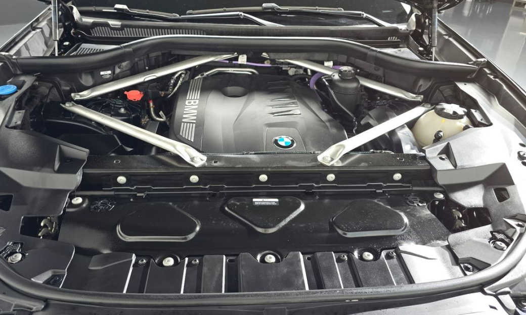 BMW X5 xDrive 40i M Sport, 2024