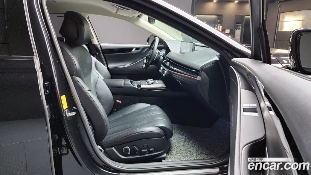 Genesis G80 Gasoline 2.5 Turbo AWD, 2022