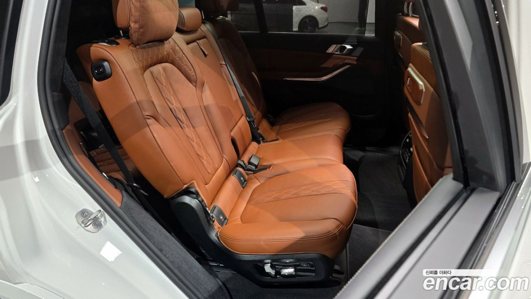 BMW X7 xDrive 40i M Sport 7STR, 2025