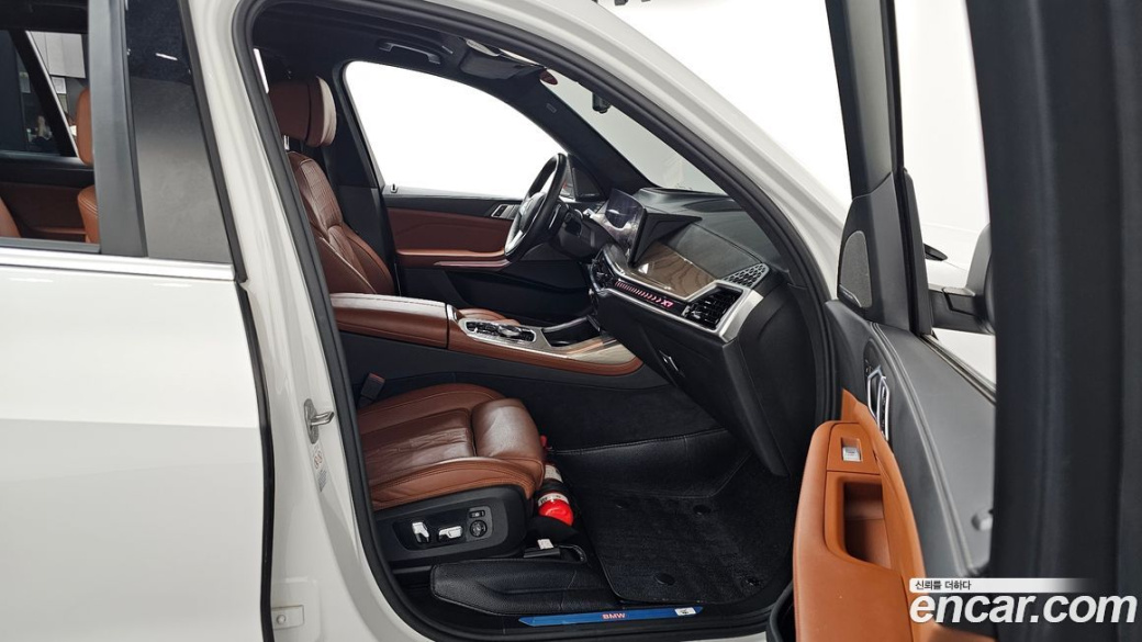 BMW X7 xDrive 40d Design Pure Excellence 7-Seater, 2024