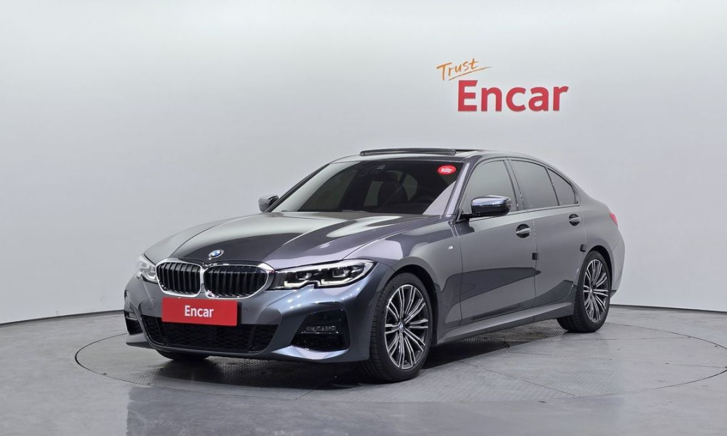 BMW 3-Series 320i M Sport, 2022