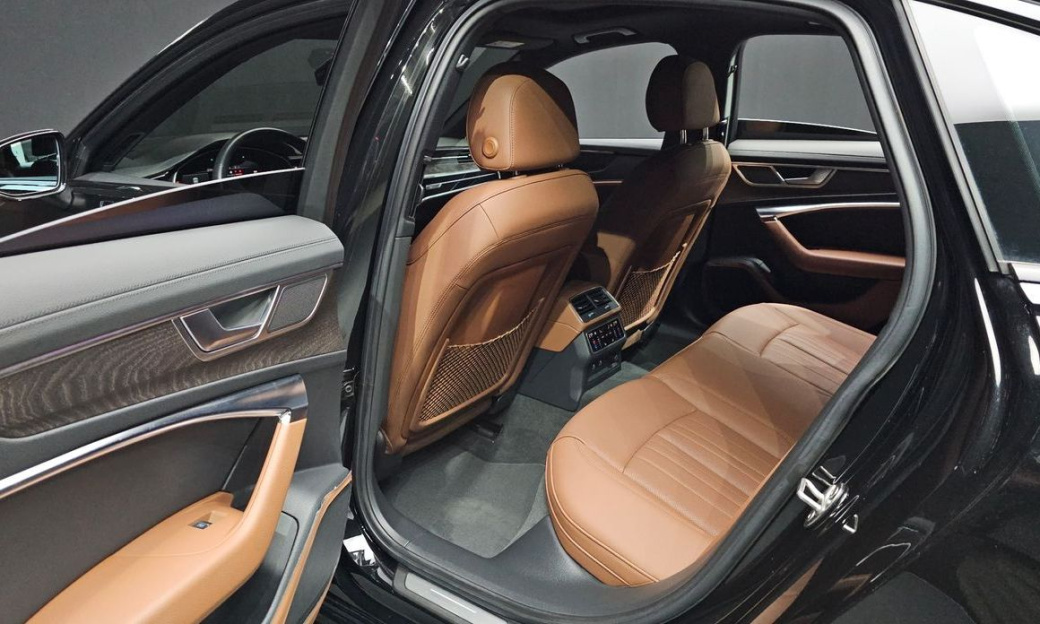 Audi A6 45 TFSI Premium, 2023