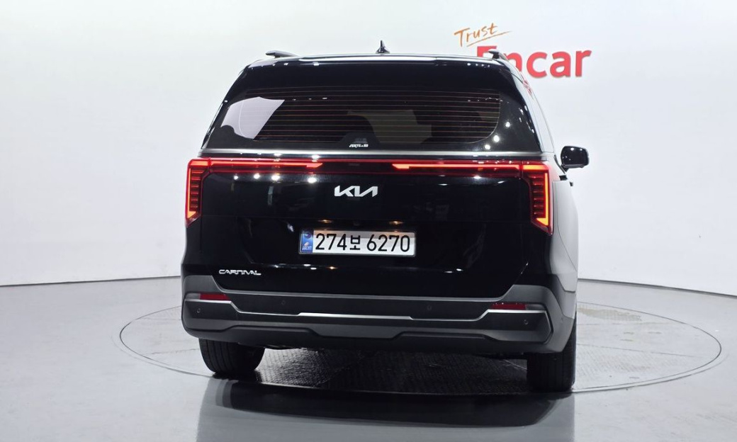 Kia Carnival 7-Seater Gravity, 2025