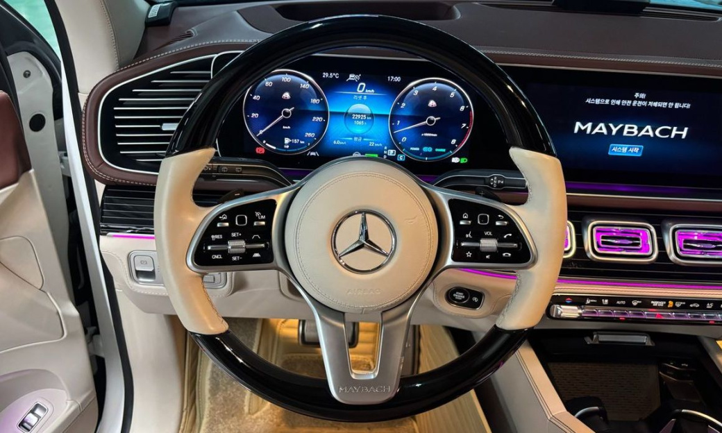 Mercedes-Benz GLS-Class Maybach GLS600 4MATIC, 2023