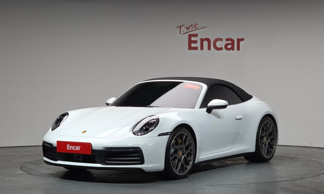 Porsche 911 Carrera Cabriolet, 2024