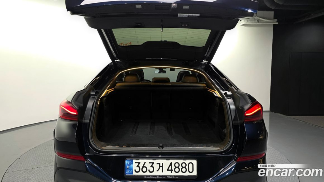 BMW X6 xDrive40i M Sport, 2022