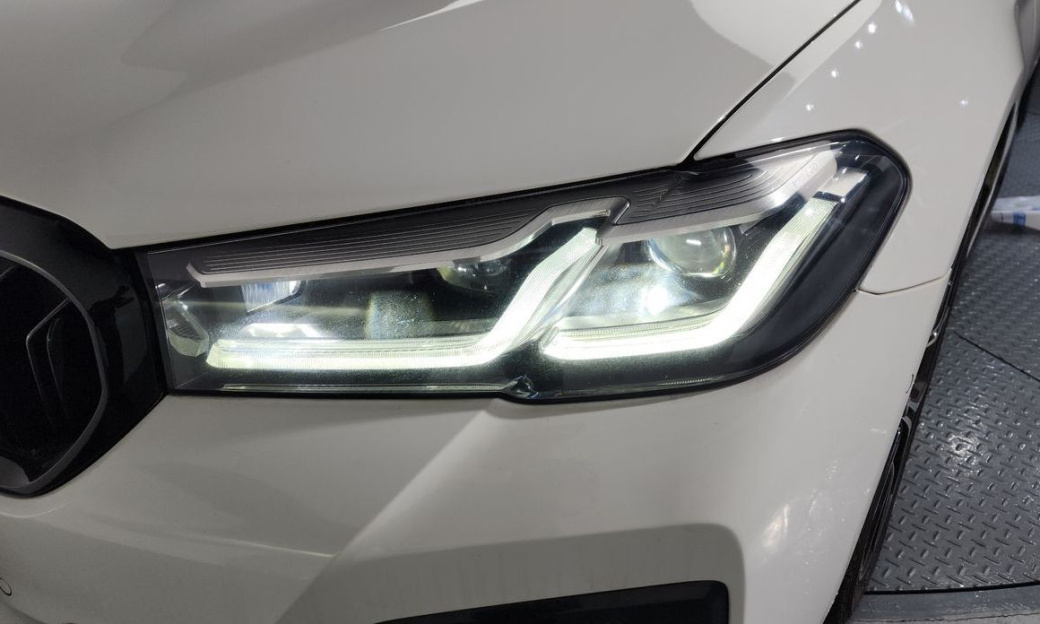 BMW 5-Series 530i M Sport Package, 2022