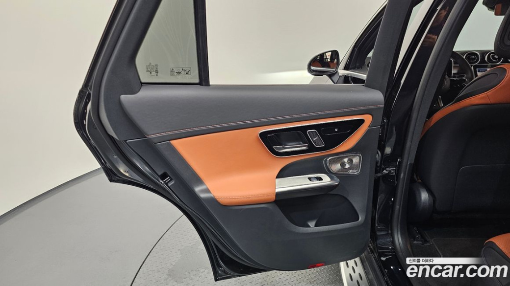 Mercedes-Benz GLC-Class GLC300 4MATIC AMG Line, 2024