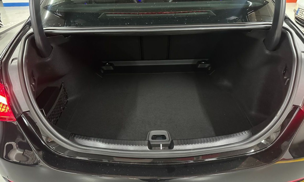 Mercedes-Benz C-Class C200 Avantgarde, 2025