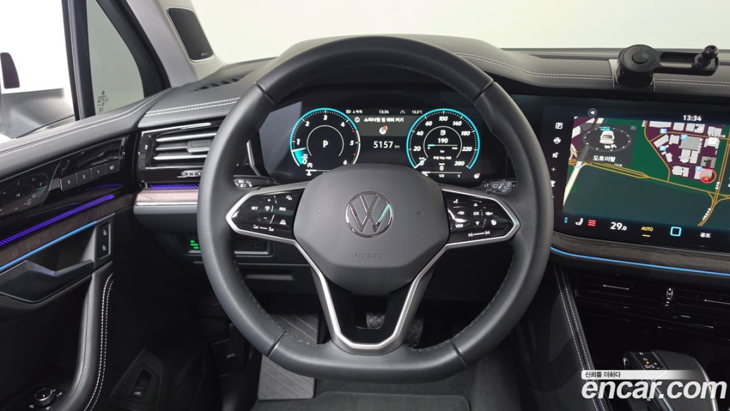 Volkswagen Touareg 3.0 TDI Prestige, 2024
