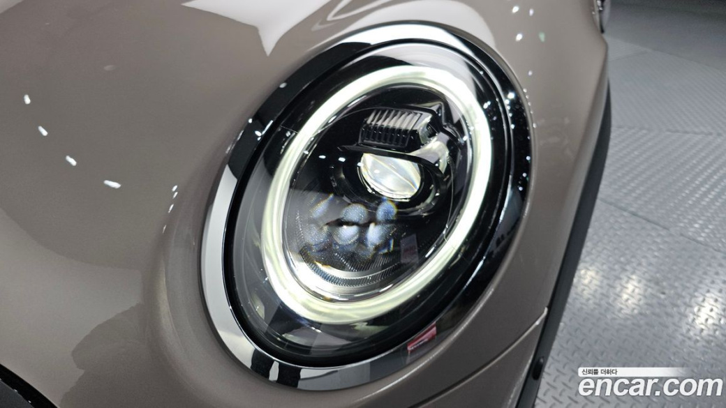 Mini Cooper Convertible Classic, 2024