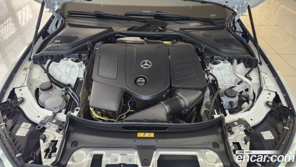 Mercedes-Benz E-Class E200 Avantgarde, 2025