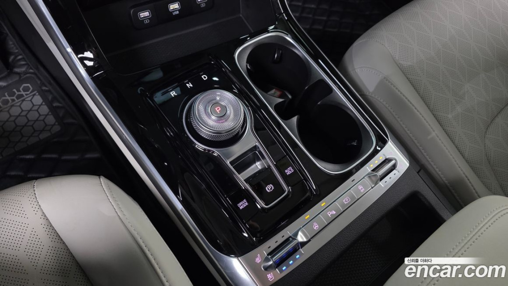 Kia Carnival 9-Seater Noblesse, 2022