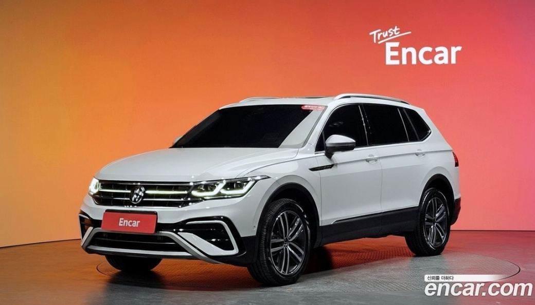 Volkswagen Tiguan 2.0 TSI Prestige, 2023