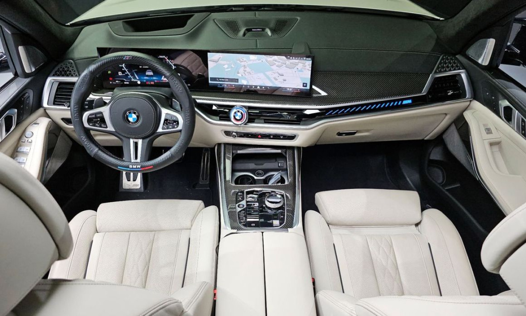 BMW X7 M60i xDrive M sport 6STR, 2024