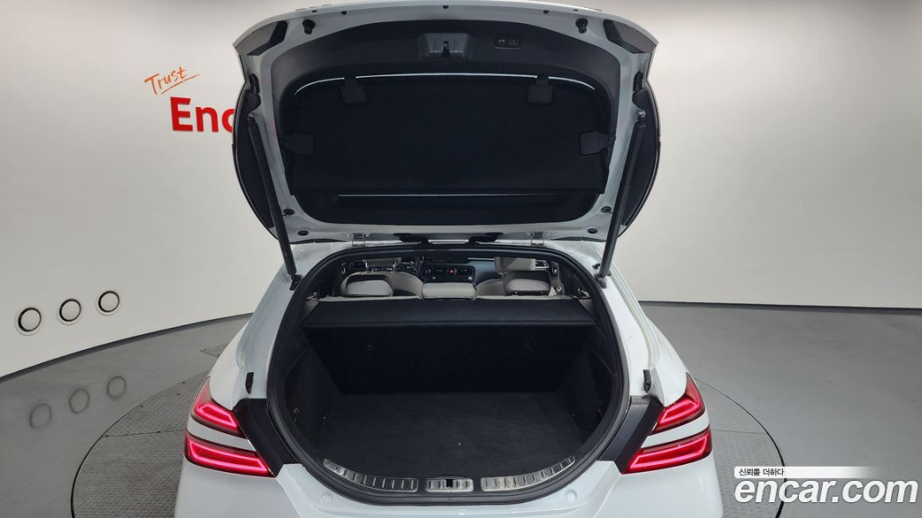 Genesis G70 Gasoline 2.0T 4WD, 2023