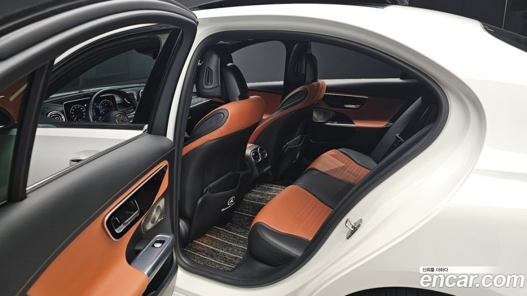 Mercedes-Benz C-Class C300 AMG Line, 2022