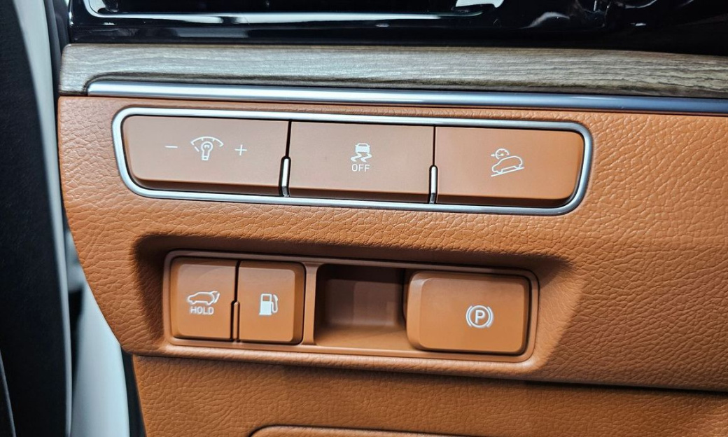 Kia Mohave Diesel 3.0 4WD 6-Seater, 2022
