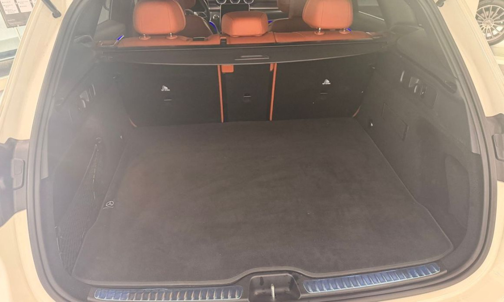 Mercedes-Benz GLC-Class GLC 300 4MATIC Avantgarde, 2025