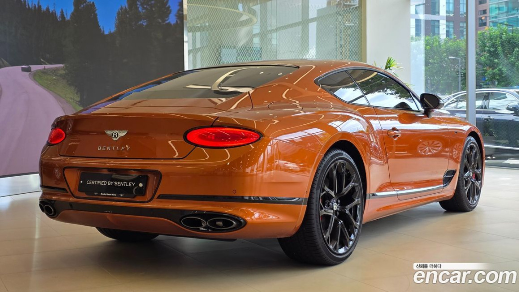 Bentley Continental 4.0 GTS, 2024