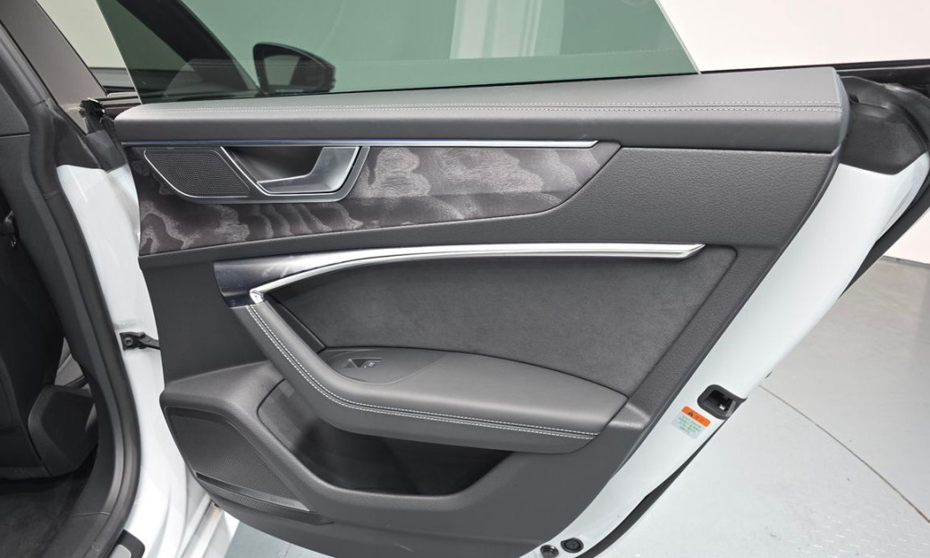 Audi A7 55 TFSI Quattro Premium, 2025