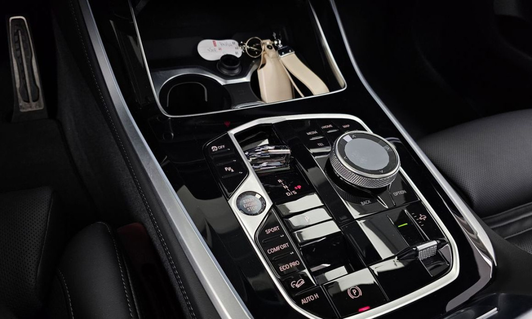 BMW X5 xDrive 40i M Sport, 2025