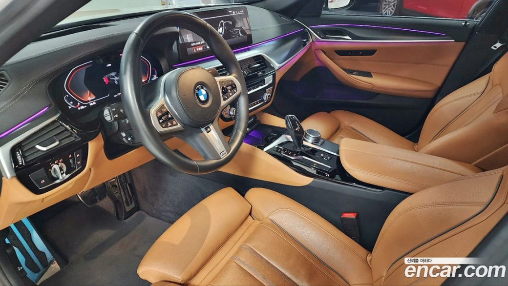 BMW 5-Series 520i M Sport, 2022