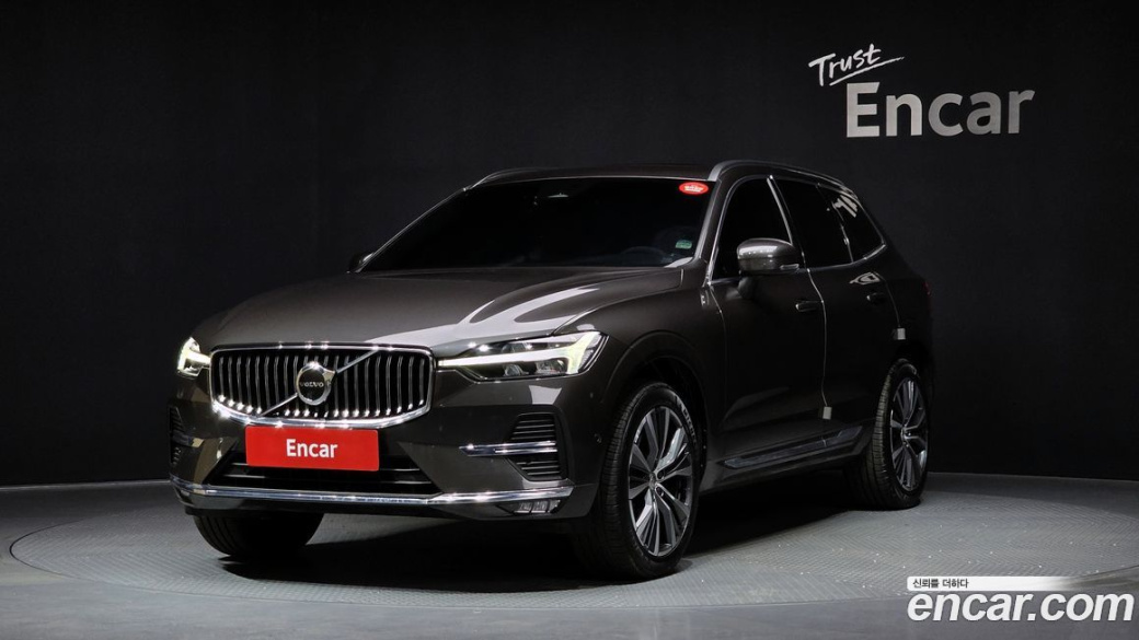 Volvo XC60 B6 Inscirtion, 2022