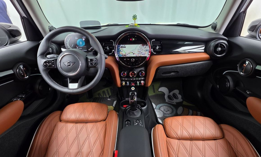 Mini Cooper 5Door Classic, 2024