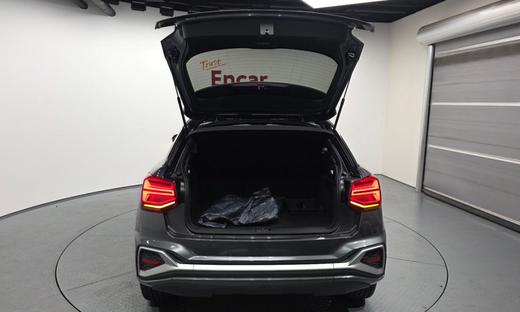 Audi Q2 35 TDI Premium, 2023