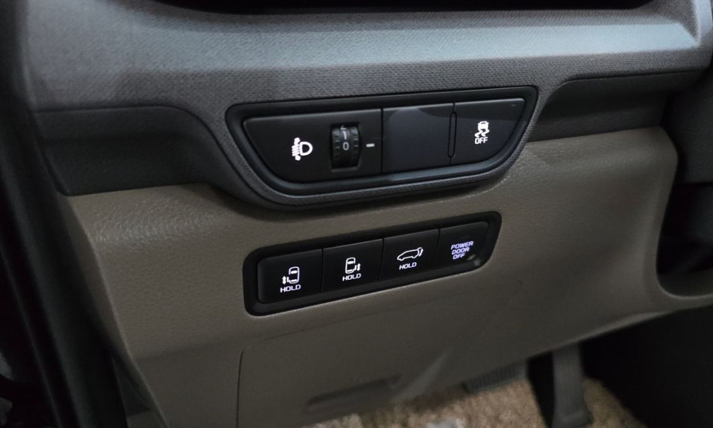 Kia Carnival 9-Seater Noblesse, 2024