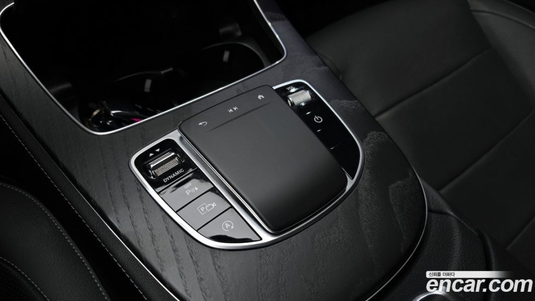 Mercedes-Benz E-Class E220d 4MATIC AMG Line, 2022