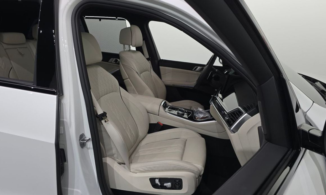BMW X5 xDrive 30d M Sport, 2025