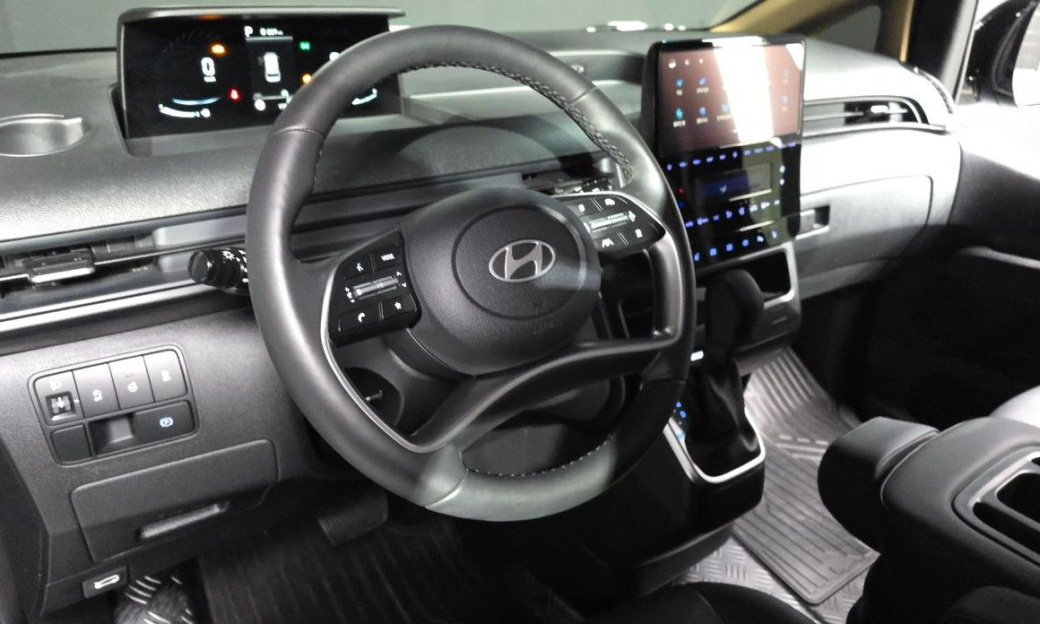 Hyundai Staria Cargo 3-Seater, 2025