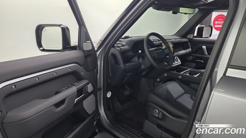 Land Rover Defender 130 P400 Outbound, 2024