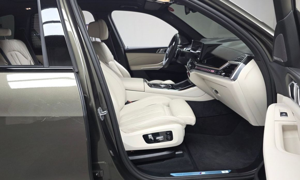 BMW X5 xDrive 40d M Sport Pro, 2025
