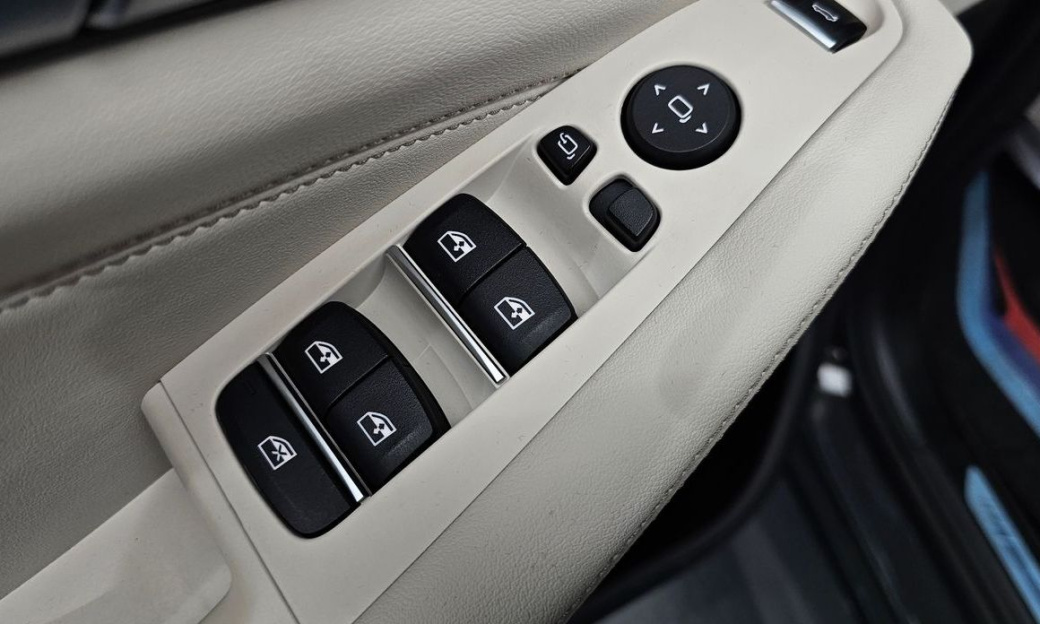 BMW X5 xDrive 40i M Sport, 2025