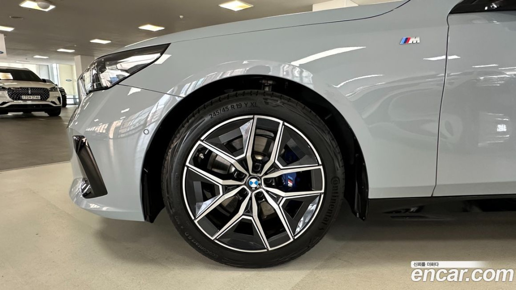 BMW 5-Series 520i M Sport, 2024