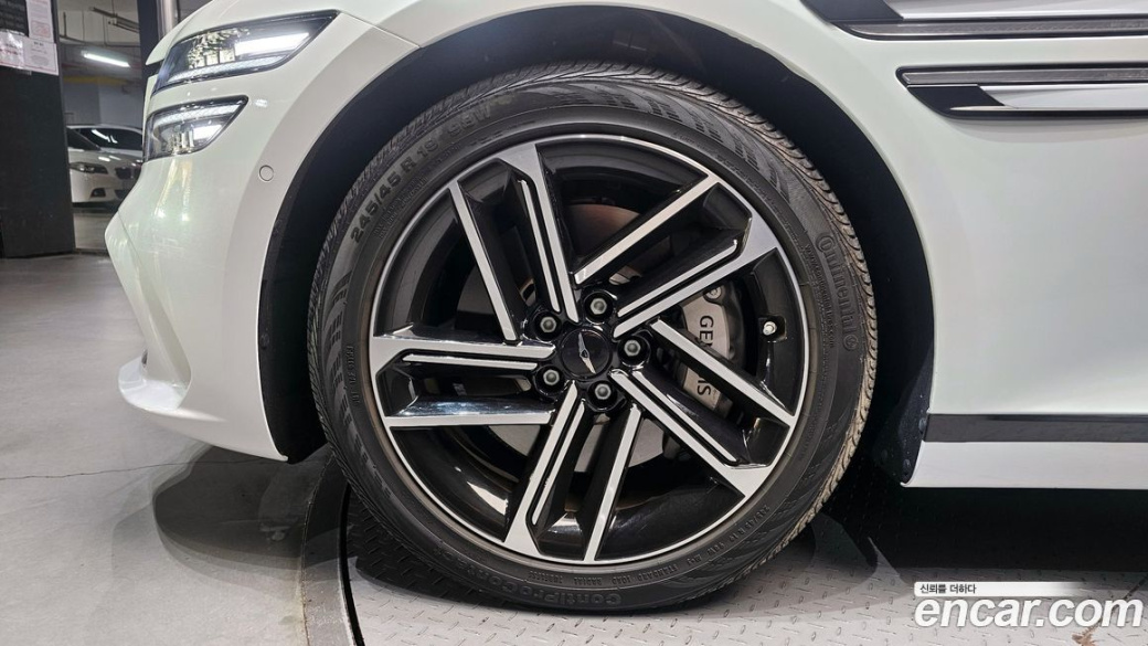 Genesis G80 Gasoline 2.5 Turbo 2WD, 2025