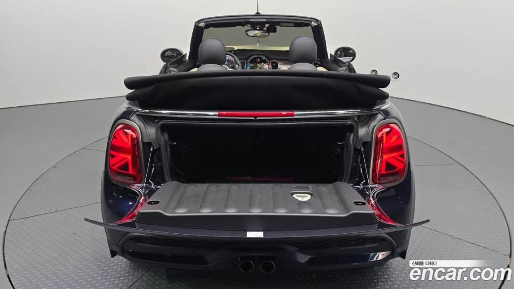 Mini Cooper Convertible Resolute Edition, 2024