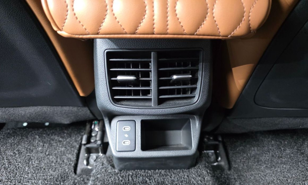Kia Seltos Gasoline 2.0 2WD, 2023