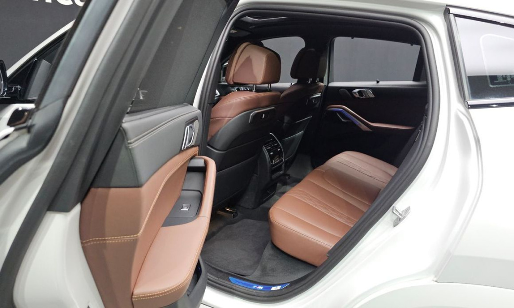 BMW X6 xDrive40i M Sport, 2024