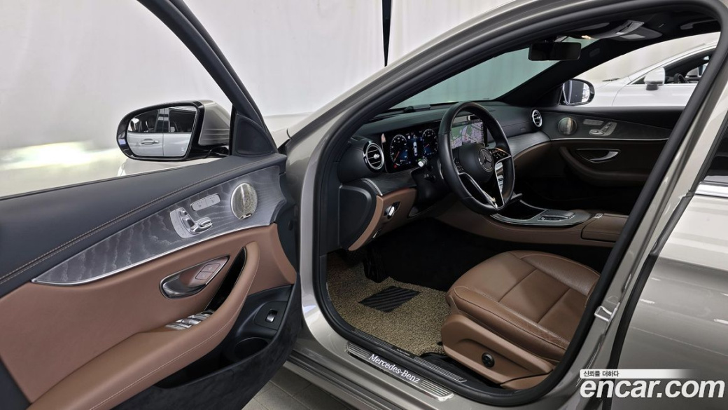 Mercedes-Benz E-Class E350 4MATIC Avantgarde, 2022