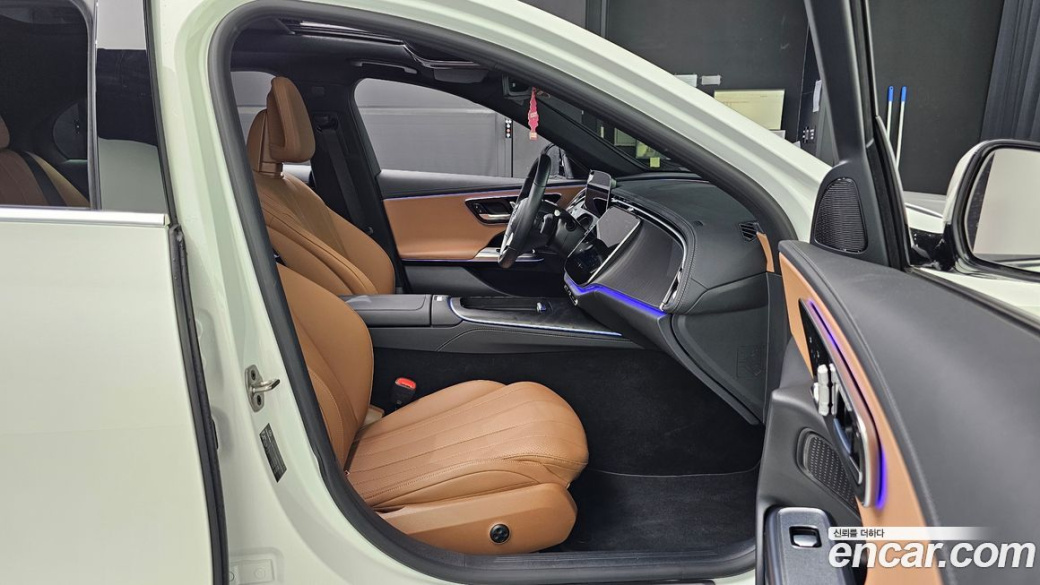 Mercedes-Benz E-Class E200 Avantgarde, 2024