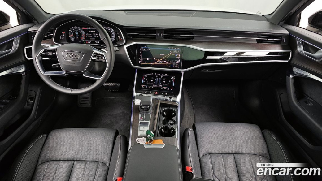 Audi A6 45 TFSI Premium, 2025